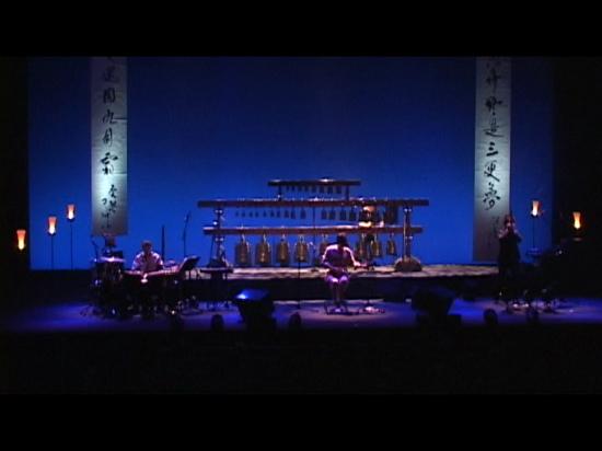 th-vlcsnap-2011-12-21-18h39m47s3.jpg